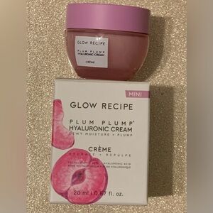 Glow Recipe Plump Plump Hyaluronic Cream Moisturizer